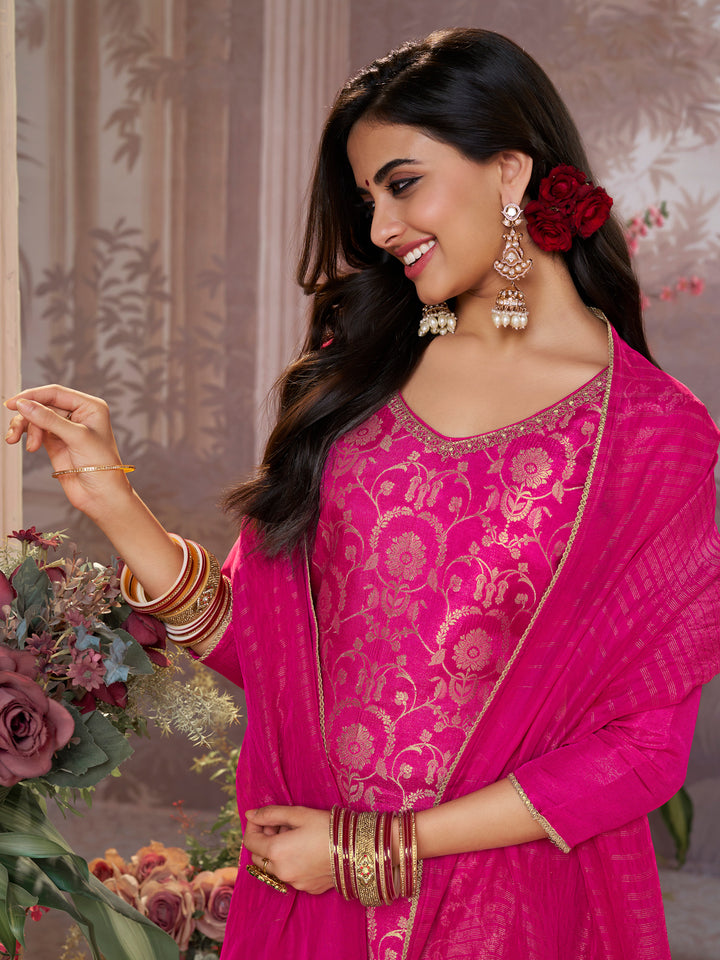 Pink Chinon Kurta Set with Jacquard and Zari Work, Paired with an Organza Dupatta