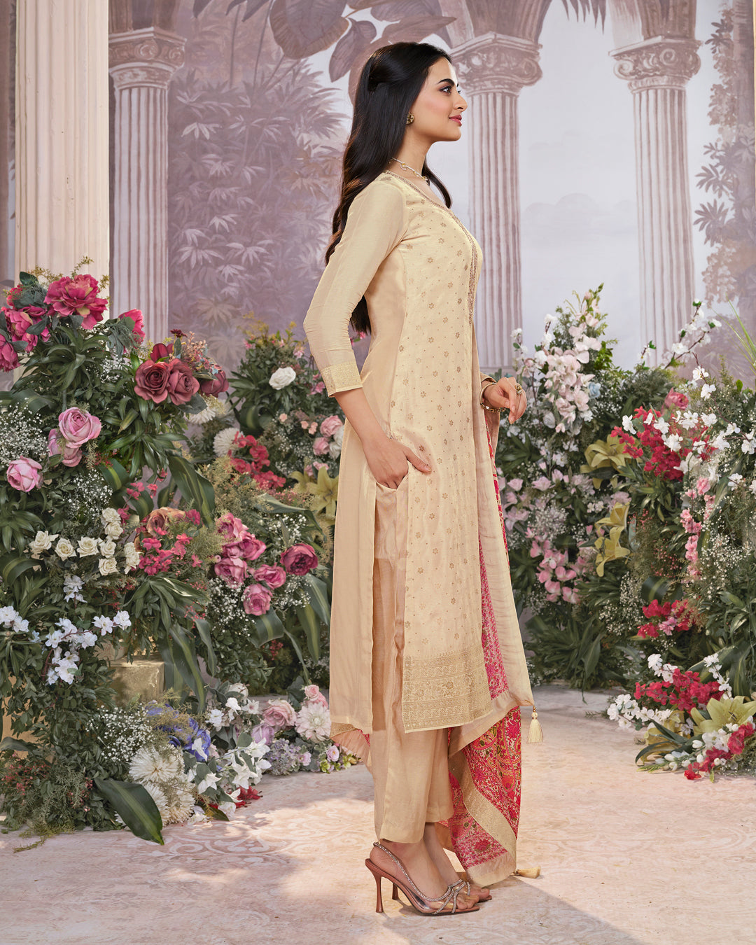 Off-White Dola Silk Kurta Set with Jacquard Detailing and Intricate Embroidery, Paired with a Cherry Silk Dupatta