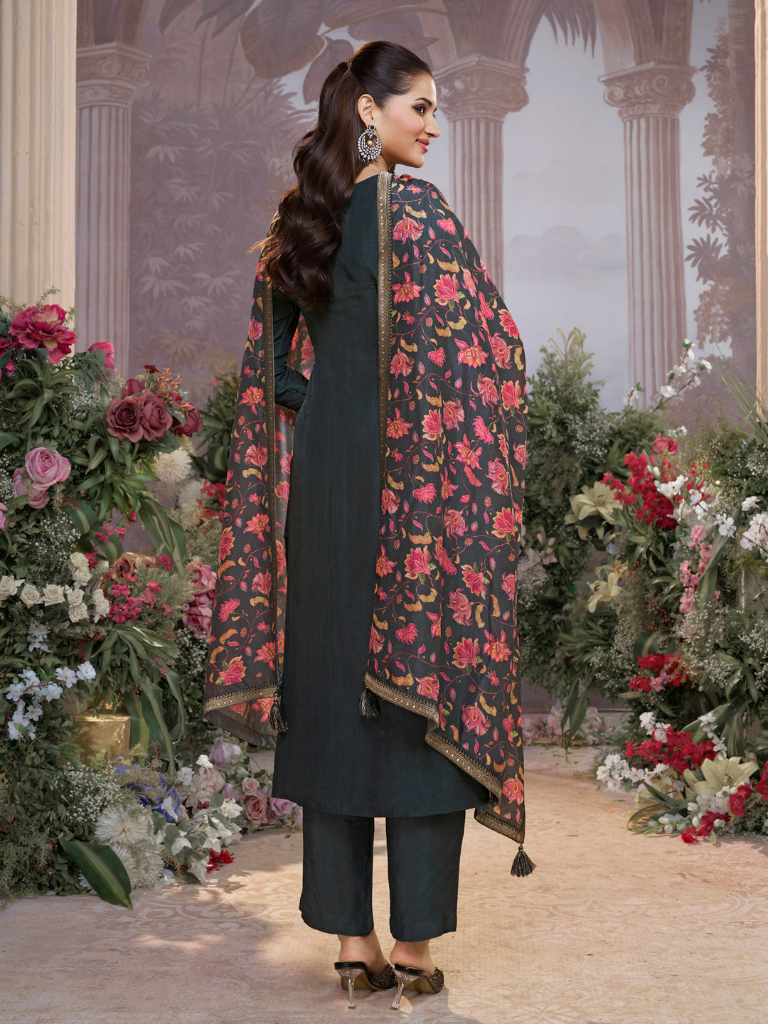 Dark Charcoal Dola Silk Kurta Set with Jacquard Work, Paired with a Dola Silk Digital Printed Dupatta