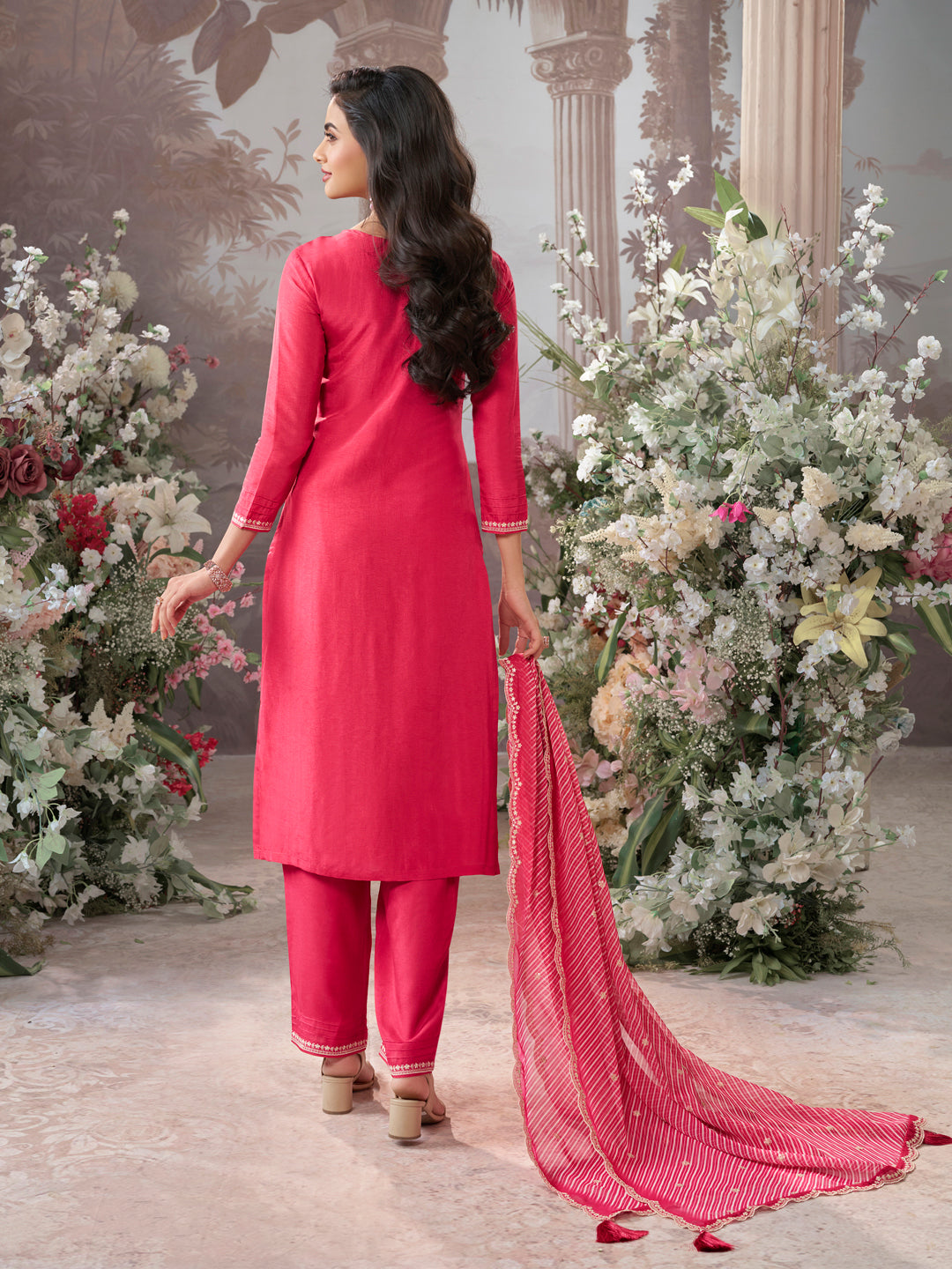 Pink Dola Silk kurta Set With Embroidered Work Paired With Chiffon Digital Printed Duppatta