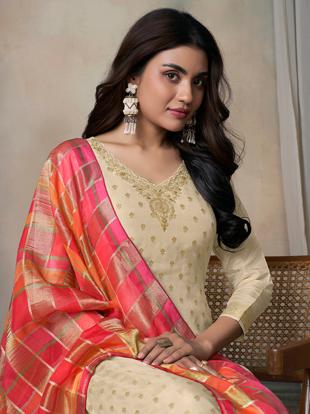 Off-White Dola Jacquard Kurta Suit Set with Digital Print Dupatta