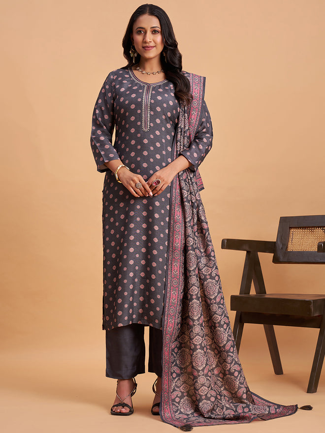 Women's Grey Silk Blend Embellished Kurta With Trouser And Dupatta