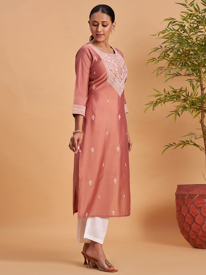 Women’s Elegant Dusty Rose Embroidered Straight Kurti