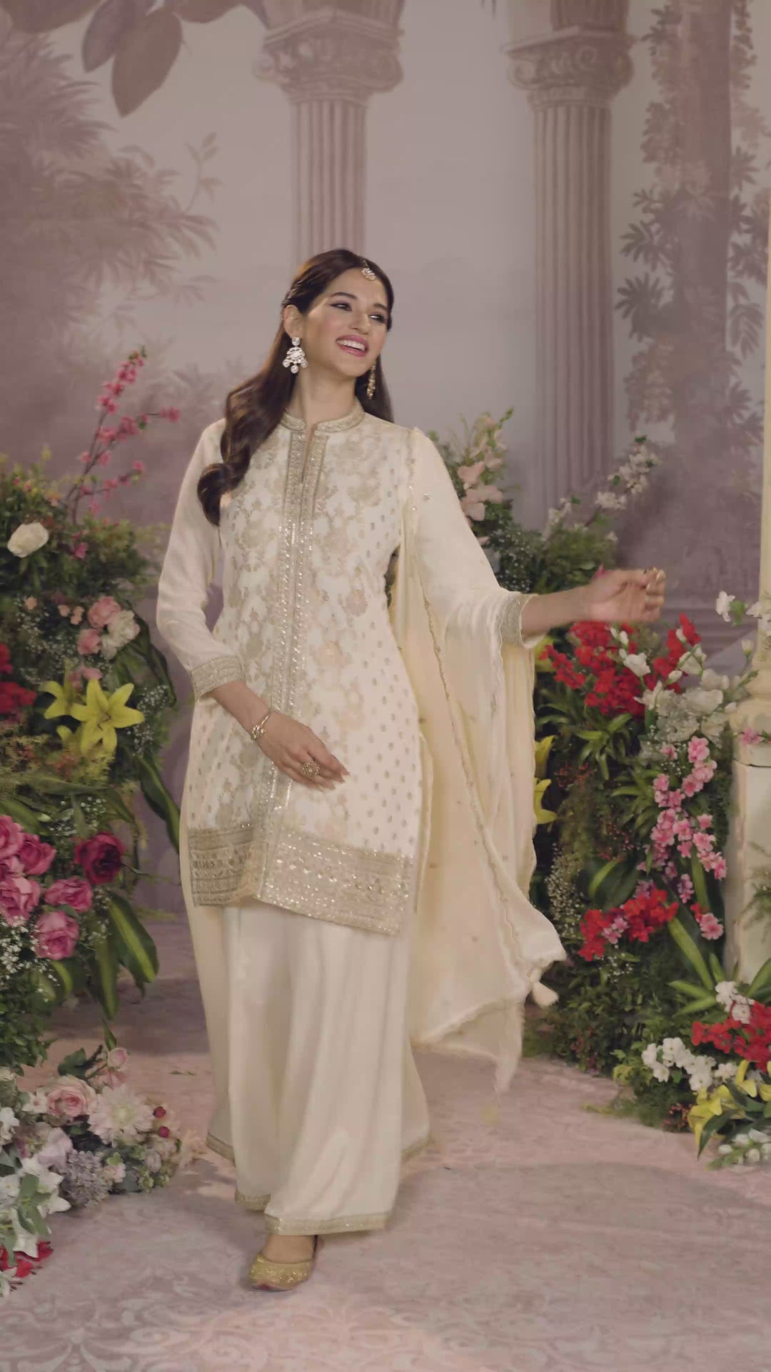 Off White Chinon Kurta Set with Heavy Jacquard Work Paired with Chinon Dupatta with Embroidered Work